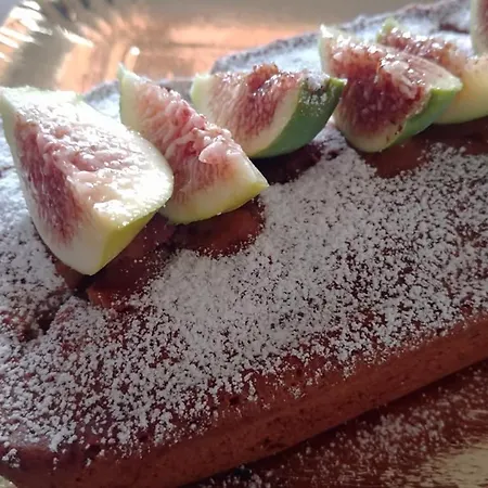 Alojamento de Acomodação e Pequeno-almoço Nereidi Melito Di Porto Salvo