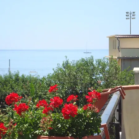 Nereidi Couette-café Melito Di Porto Salvo